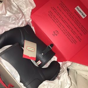 women’s hunter gray rain boots with insulation👢💗